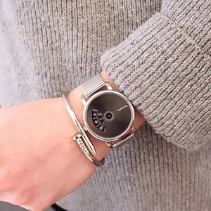 "The Memory" Ladies Watch Turntable in Black